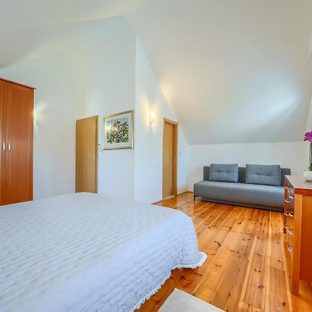Villa Bonaca Perfect Location For A Holiday With Friends Or Family, Heated Pool Sumartin Extérieur photo