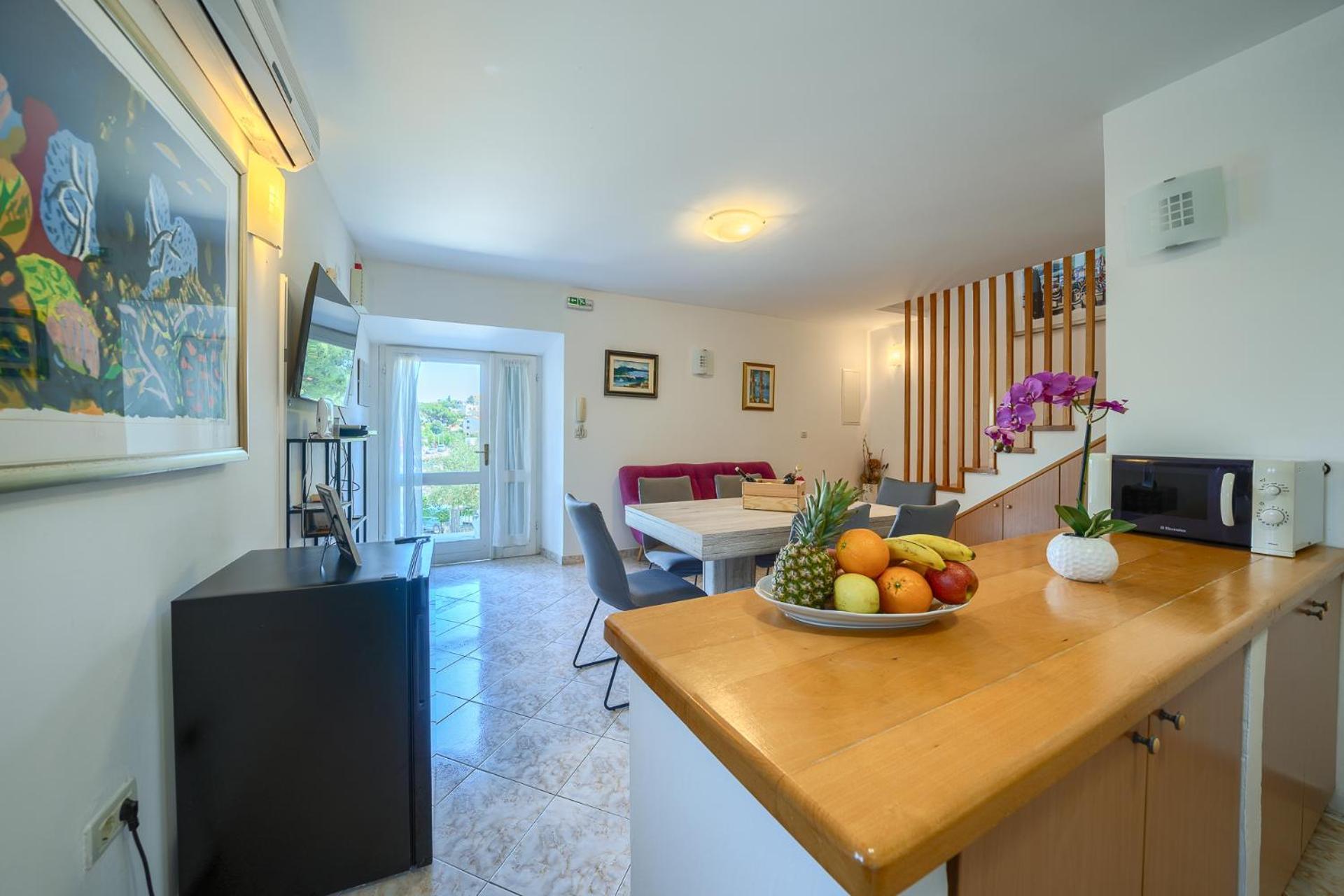 Villa Bonaca Perfect Location For A Holiday With Friends Or Family, Heated Pool Sumartin Extérieur photo
